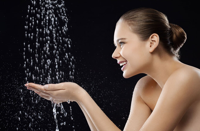 Tắm nước ấm buổi tối giúp ích gì cho thân thể ?