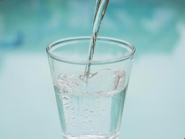 5 cách thức uống nước hiểm nguy khôn lường