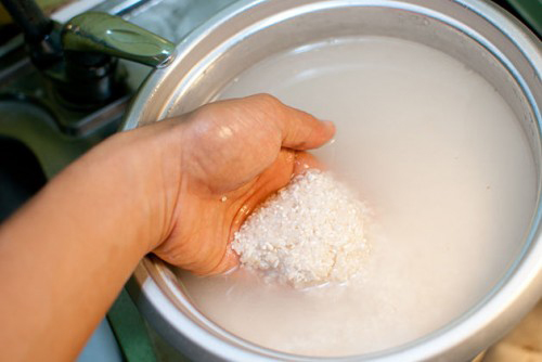 Công dụng tuyệt vời của nước vo gạo với sức khỏe
